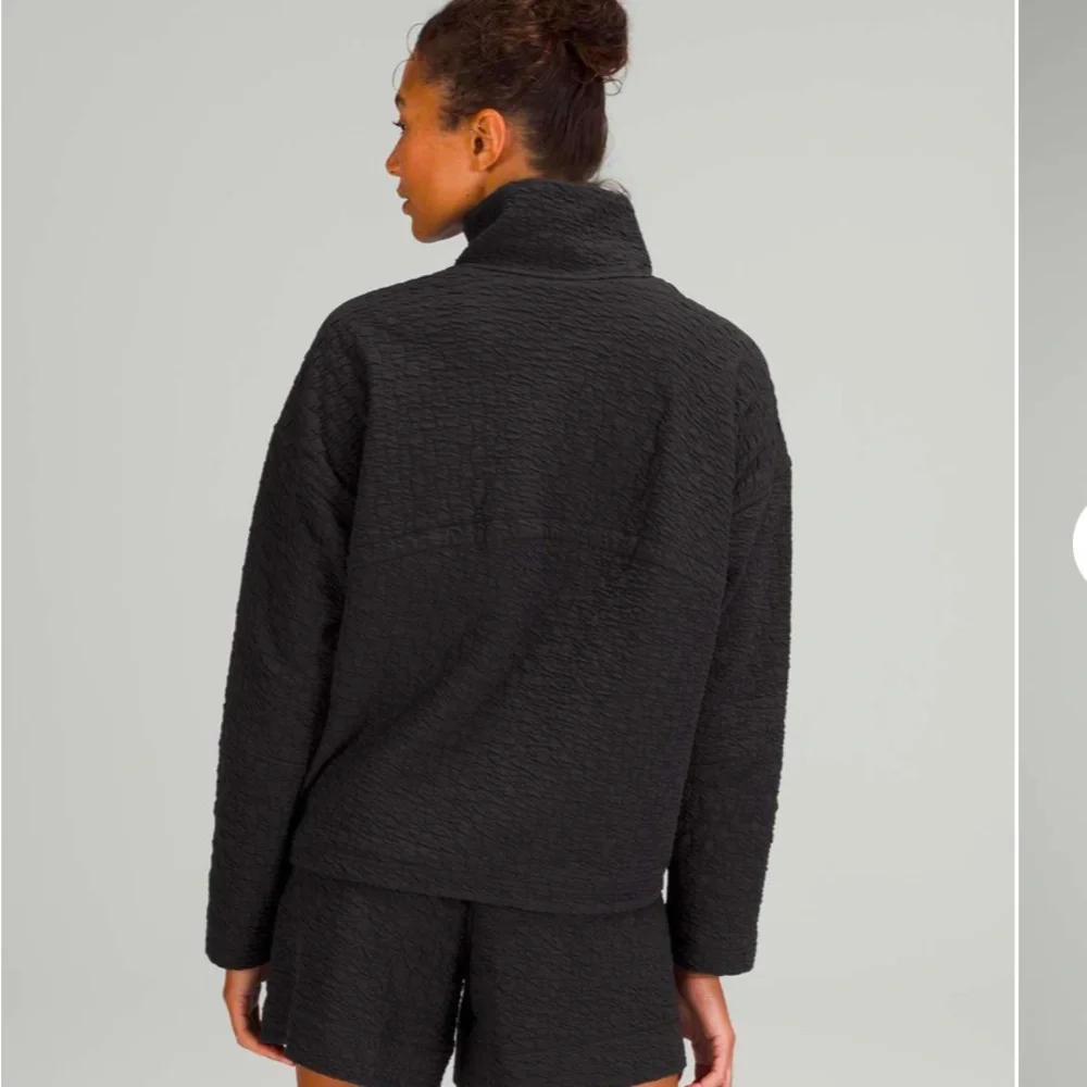 NWT Lululemon Rippled Full Zip jacket - Picture 3 of 6